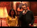 Disco de Oro a Ximena Sariñana de manos de Miguel Bosé