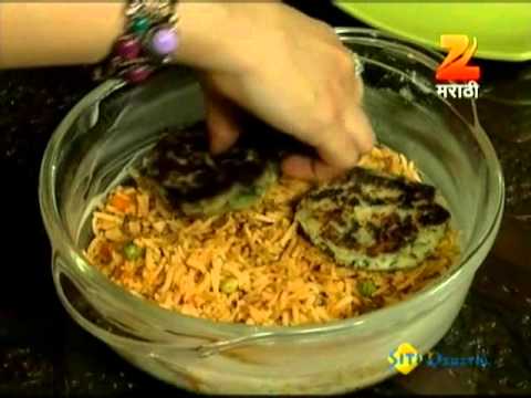 khavayye - Aamhi Sare Khavayye is a Zee Marathi recipe show featuring preparation of various delectable dishes.