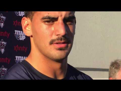 Marcus Mariota quickly rids himself of mustache