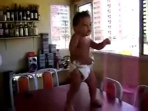 0 Bebé bailarín de samba