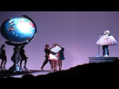 Roisin Murphy debuts new songs at Viktor & Rolf fashion show picture 0 Roisin Murphy debuts new songs at Viktor & Rolf fashion show