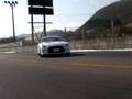 Nissan GT-R 0-60 kph from outside