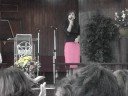 Merary Espinal interpretando la cancion Escondida Detras De Ti, en el Templo La Trinidad. A/D