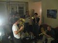 hava-naguila-par-la-cacophonie-presque-ecoutable.html