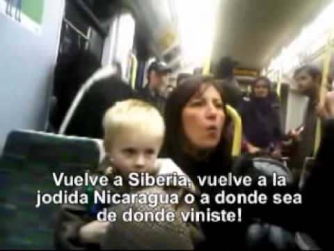 Racista en el tranvía de londres