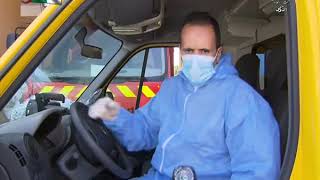 سائق سيارة إسعاف... إحترافية ومهنية لمرافقة المرضى