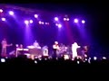 akon ali-b en yes-r in de hmh