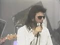 Primitive rocker Butch Willis & The Rocks perform two of their hits 