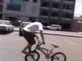 Raul haziendo fork wheelie azta las webaz xD (editado =)*)