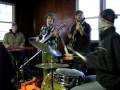 videos de Shoeless Revolution in a shack