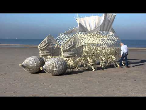 Strandbeest with stomach technology