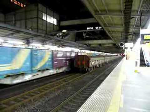 EF210[岡]牽引の貨物列車（2060レ）　大宮