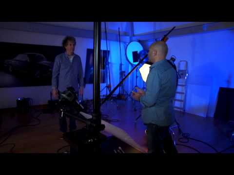 dual - To perfectly illuminate some materials can be very challenging! In this latest video, Urs Recher and Karl Taylor look at the techniques for capturing extreme...