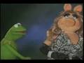 Kermit+ Miss Piggy Interview STUDIO DC: ALMOST LIVE