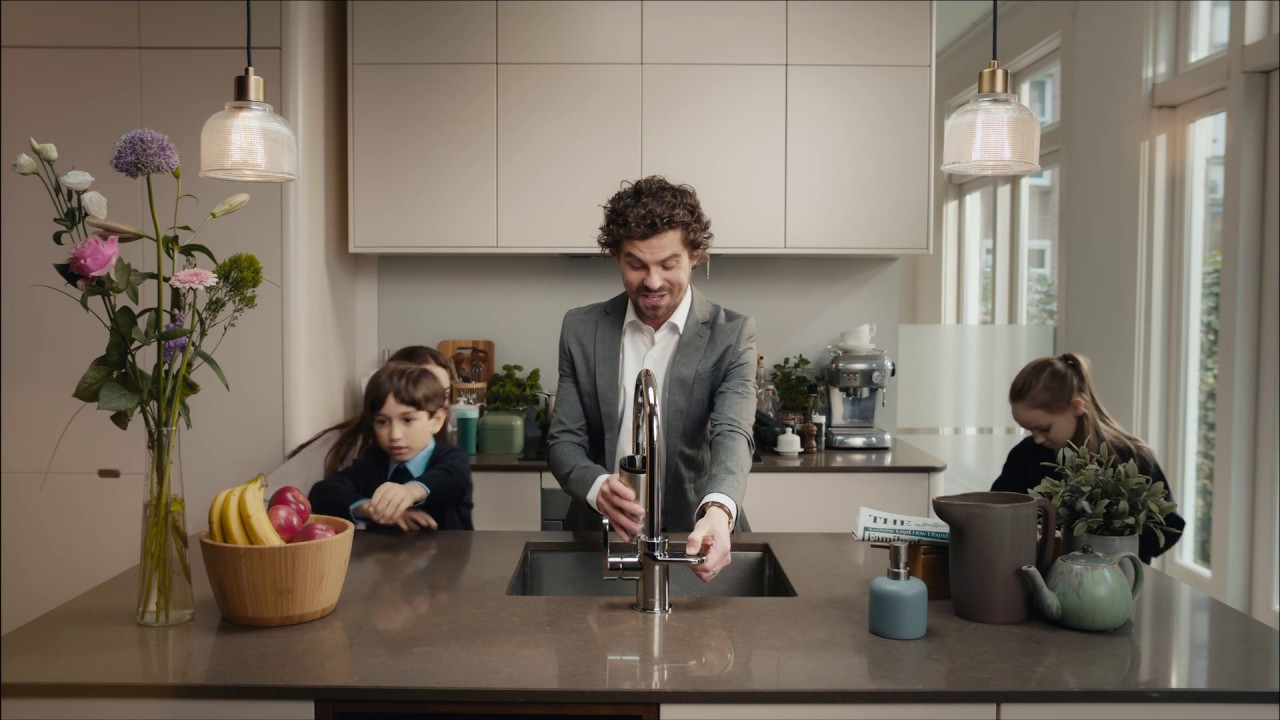 Native UK family with actors and child models for Inventum HotSpot