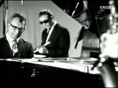 Dave Brubeck and Paul Desmond – Take Five