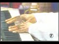 con la m�sica x dentro
hector 
