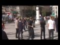 No han permitido siquiera desplegar las pancartas y han comenzado los porrazos. La policía ha retenido e identificado al menos a una decena de manifestantes. Más informacion: www.lahaine.org