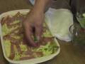videos de Donna Muilenburg Demonstrates How to Prepare her Brunch Casserole