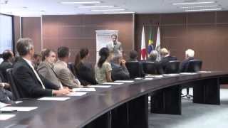 VÍDEO: Governador Anastasia assina acordo para operação da rota BH-Buenos Aires