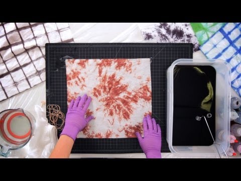 how to tie dye with squeeze bottles