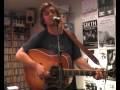 willy mason during 2007's great escape festival in brighton, uk. this was recorded at resident records on 26 may. i filmed the whole  acoustic gig so check them all out...