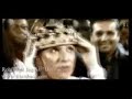 entre le tr�ne et leur boule y'a ma bite qui s�pare 
ahaha des barres, � qui tu m'compare 
sont tous balourd �a c'est du lourd 
les zoulous s'bouchent les oreilles tellement qu'c'est douloureux 
annonce spaciale, le rap fran�ais en orbite 
les mc's ont la bouche trop petite pour mon gros... 
les punchs lines arrivent vite 