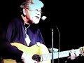 Jerry Garcia look-alike singing \"Over the Rainbow\" Jerry Garcia look-alike singing \"Over the Rainbow\"