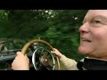 Two enthusiasts live out their untamed passion: The racing cars from the 1920 of Franz Maag and Manfred Dietze could be in a Formula 1 museum. But they steer the grey 710 SS and the white 720 SSK there where they belong: On the race track! Even today the two sports cars still stand out with their untamed power and impressive acceleration.