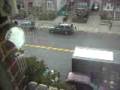 videos de UPS truck driver tossing out packages