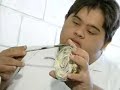 comercial da sociedade pestalozzi de s�o paulo para divulgar a campanha de arrecada��o 