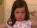 Josefina bailando y cantando High School Musical