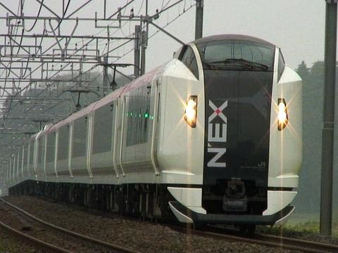 nex - 成田スカイアクセス線を経由する新しい京成スカイライナーに対抗するため、253系から置き換えられたE259系。...