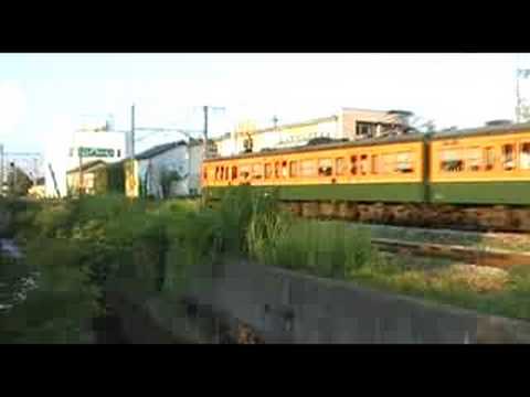 JR江原駅に入線する113系5300番台