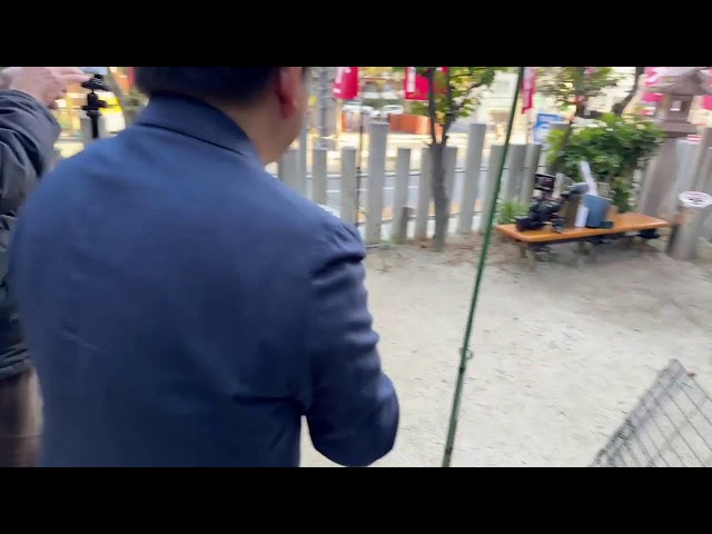 菅野完が四宮神社での集団参拝を解説 芸道上達と知事早期退陣を祈願