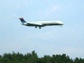 Delta MD-88 lands Bradely Airport (BDL) with awesome engine