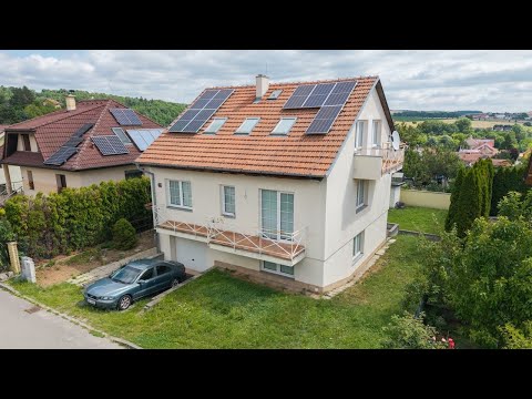 Video Prodej samostatně stojícího třípodlažního rodinného domu se zahradou v Podolí, ul. Nad Výhonem