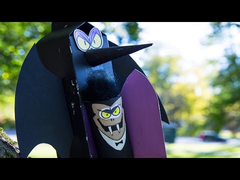 Cardboard Dracula - DIY Halloween Crafts Ideas For Kids