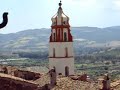 il campanile impazzito di Senise nell'ora di punta