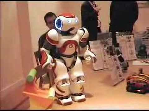 présentation du Nao de Aldebaran ...