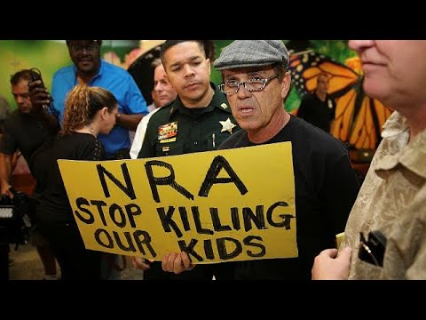 Nach Florida-Amoklauf: Neue Debatte über Schusswaffen