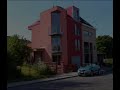 maison bioclimatique basse �nergie, 5 chambres avec garage sur un terrain de 3 ares 36.

cette maison individuelle neuve (premi�re occupation) trois fa�ades a �t� construite suivant les techniques de l'�co-construction les plus r�centes. b�n�ficiant d'une exposition parfaite au soleil (fa�ade � rue expos�e est, fa�ade lat�rale sud et fa�ade arri�re expos�e � l'ouest), d'une isolation thermique optimale, le b�timent utilise un maximum d'�nergie renouvelable tout en assurant un grand confort aux habitants. dans le m�me esprit, l'architecte a privil�gi� l'utilisation d'�co-mat�riaux (bois du pays, pierre, etc.) et respecte les principes du bioclimatisme. le concept de gestion durable a �t� appliqu� � tous les domaines (gestion de l'eau, des d�chets, de l'�nergie fossile...). la maison est �galement le fruit de recherches originales sur l'espace et la lumi�re.

situ� � seulement 6 km de la grand'place de bruxelles dans un environnement calme et verdoyant et � quelques minutes de l'otan. 
nombreux moyens de transport en commun � proximit�: m�tro, trams et train. a�roport bruxelles-national (zaventem) � +/- 5 km..

pour la construction, on a privil�gi� des mat�riaux qui proviennent de ressources renouvelables, qui n�cessitent peu d'�nergie � la production, qui ne sont pas toxiques, qui sont facilement recyclables, etc. dans cet esprit, la conception a aussi son importance: architecture bioclimatique pour profiter au maximum de la lumi�re solaire (et moins chauffer) ou localisation judicieuse: proximit� des services, du lieu de travail, des moyens de transport en commun etc.
l'�co-gestion implique une utilisation de l'eau, de l'�nergie, une gestion de d�chets m�nagers, un entretien de la maison... respectueux de l'environnement.
choix du bois �cologique et renouvelable : terrasses, structure de rehaussement, bardage, sol (bois du pays), ch�ssis en eucalyptus labellis� fsc (gestion durable des for�ts).
r�cup�ration de mat�riaux trouv�s sur place : pierres, portes, etc.
enduit ext�rieur isolant.
isolation performante : fibres de bois, panneaux de li�ge, plaques de cellulose, etc.
citerne des eaux de pluie et possibilit� de potabilisation. les toilettes et machine � laver sont aliment�s directement en eau de pluie.
toiture v�g�tale sur un rev�tement d'�tanch�it� en epdm (membrane synth�tique en caoutchouc, sans impact sur l'environnement).
capteurs solaires pour chauffer l'eau sanitaire.
po�le � bois et emplacement pour la r�serve.
chaudi�re au gaz � condensation et chauffage au sol et surfacique basse temp�rature.
double vitrage.
une consommation �nerg�tique annuelle estim�e � moins de 400 ?.

les mat�riaux utilis�s sont tous naturels et proviennent de ressources renouvelables, qui n�cessitent peu d'�nergie � la production, qui ne sont pas toxiques et sont facilement recyclables
une attention particuli�re a �t� accord� � la ventilation et � la circulation de l'air afin d'assurer un degr� d'humidit� ad�quat et le confort des occupants. le choix des mat�riaux de construction et de finition utilis�s pour la r�novation ont �t� choisis avec soins pour �viter les compos�s organiques volatils. l'exploitation de la lumi�re naturelle, l'insonoriation (tant pour les bruits provenant de l'int�rieur que de l'ext�rieur de la maison), la r�duction des champs �lectromagn�tiques, l'utilisation de mat�riaux nobles et naturels garantissent le bien-�tre des habitants.

pour plus d'informations: http://www.immorp.com