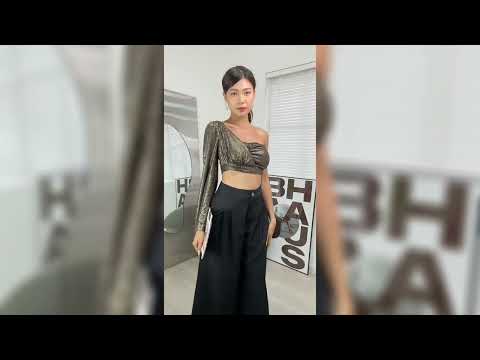 Áo croptop ôm sequin lệch vai phối tay dài loe