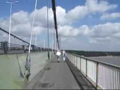 humber bridge crossing