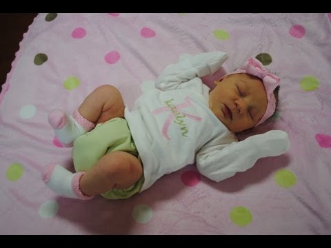 how to fit one size cloth diapers