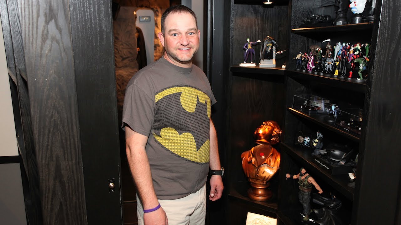 maxresdefault Batfan baut sich seinen eigenen Batcave