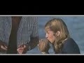 laetitia je ne savais pas 
que tu etais tout pour moi 
un oiseau chantait tout pri�s de moi 
mais je ne l'entendais pas 
et tu vivais innocente, ephemi�re 
tu habillais nos printemps de chimi�re 

laetitia je ne savais pas 
que la vie n'est rien sans toi 
l'oiseau fragile un jour s'est abattu 
la mort ne l'a pas rendu 
et tu reposes dans le bleu de la mer 
toi qui colorais de bleu nos chimi�res 

un oiseau chantait pri�s de moi 
jamais il ne reviendra 
laetitia, non je ne savais pas 
j'etais amoureux de toi!
------------------------------------
alain delon singing laetitia (la�titia - leticia)joanna shimkus. lino ventura. chant� par alain delon. france. francia. french. composer: fran�ois de roubaix. film: les aventuriers. los aventureros. tre avventurieri. the last adventure. 1967. design by dony argentina.