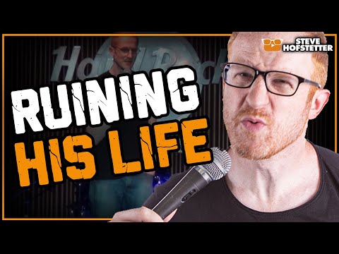 Comedian owns heckler for 4 minutes