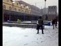 videos de Battaglia con le palle di neve al Politecnico di Torino