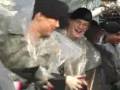 videos de USAG-Casey Soldiers hand out coal for Christmas - US Army Korea - Good Neighbor Program